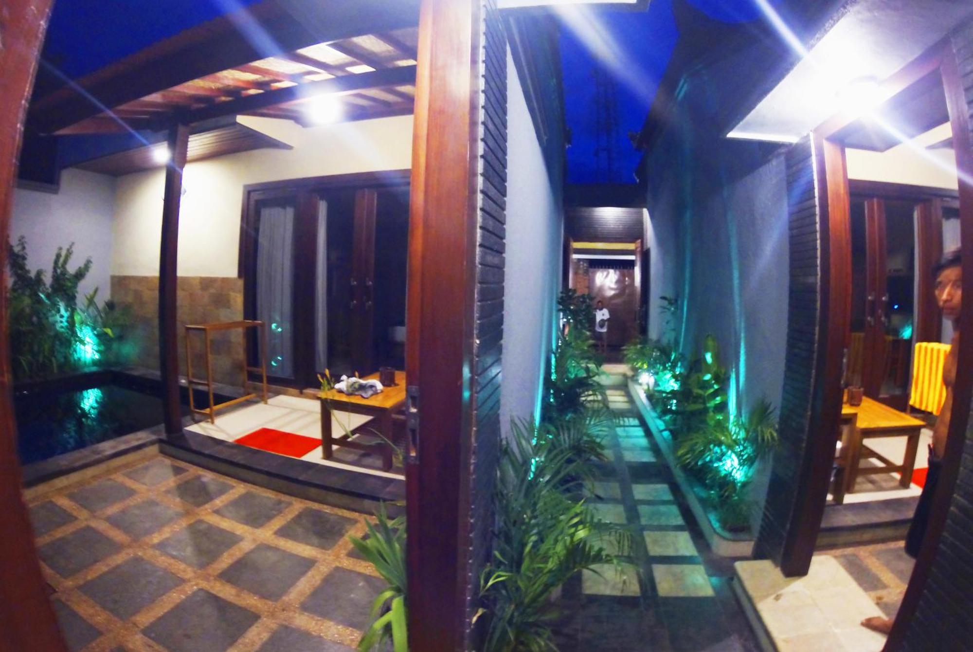 Villa Sahabat Гілі-Траванган Номер фото